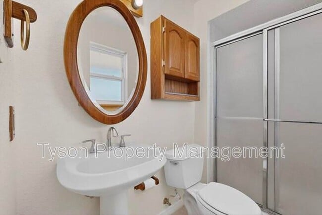 Building Photo - 12241 Woodland Ave NE