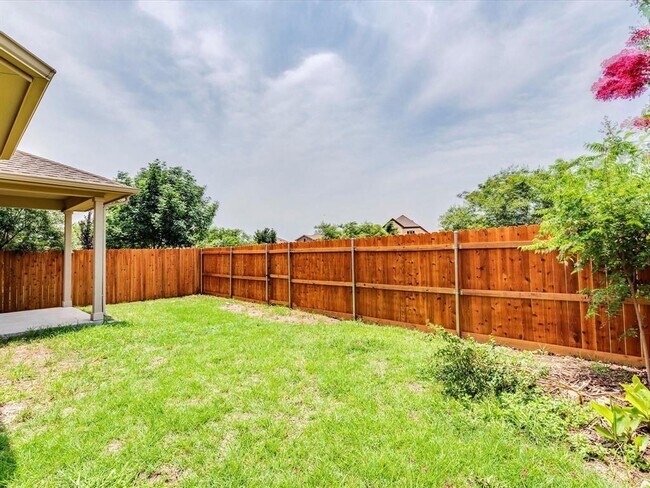 Building Photo - 305 Nivens Dr