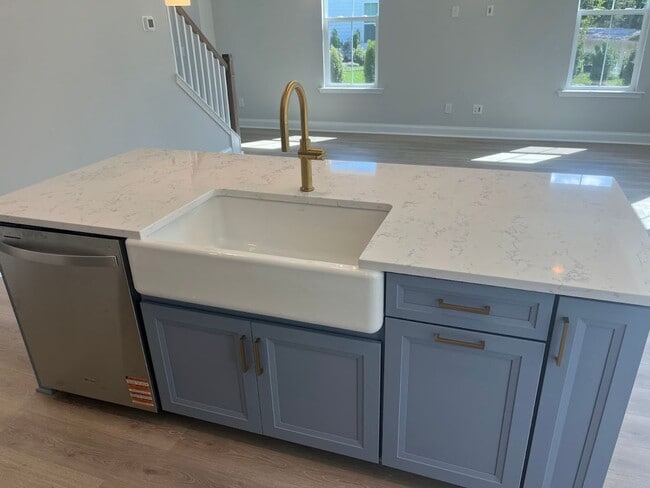 Building Photo - Available now. Beautiful 3 BR/2.5 BA New C...