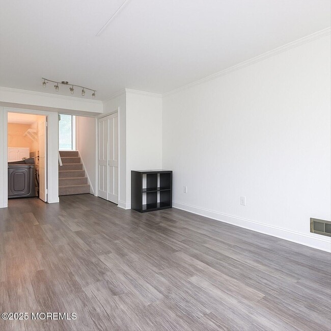 Building Photo - 12 Lone Star Ln