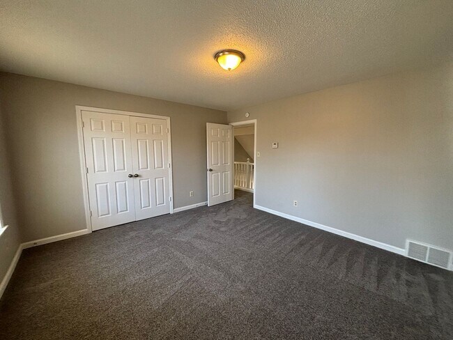 Building Photo - 1231 Beaver Trail Dr