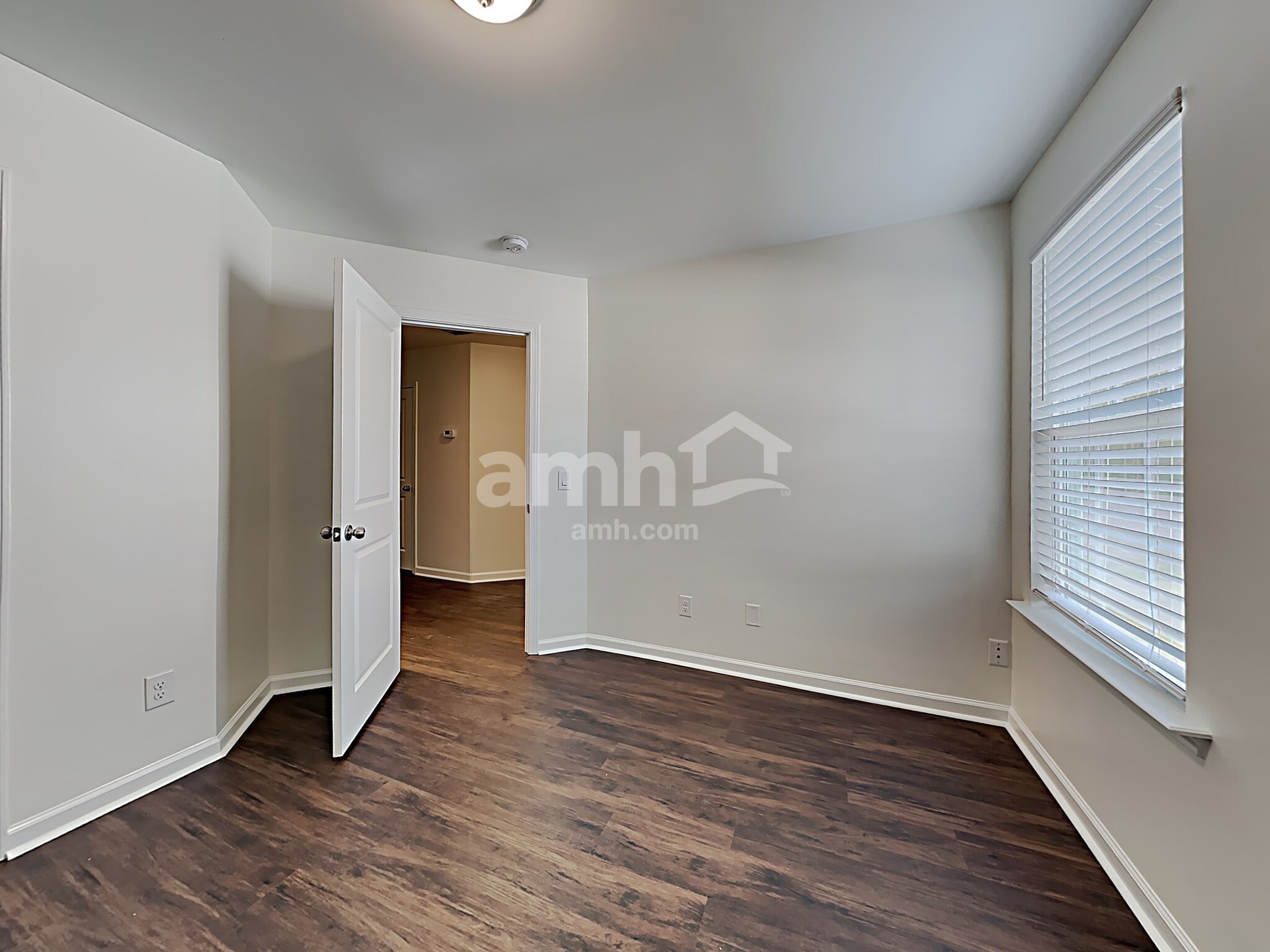 Building Photo - 37 Sand Live Oak Dr