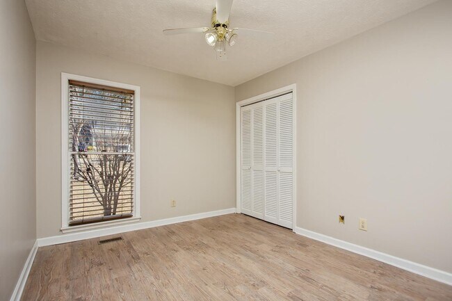 Building Photo - 3 Bed/2 Bath NEST in Beaver Run