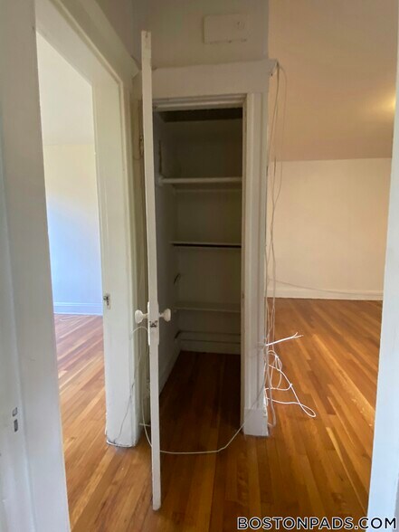 Building Photo - 1638 Commonwealth Ave