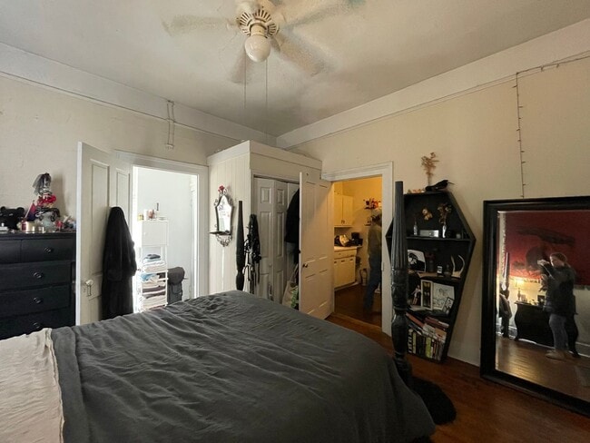 Building Photo - 224 Barrow St