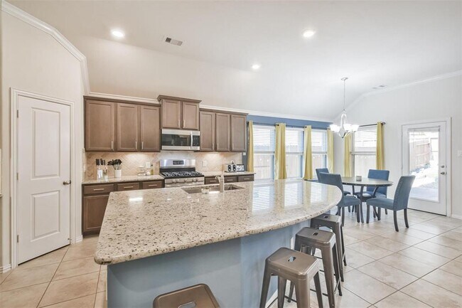 Building Photo - 23741 Juniper Valley Ln