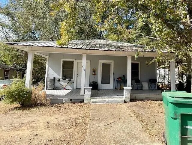 Primary Photo - 537 Perry Ave