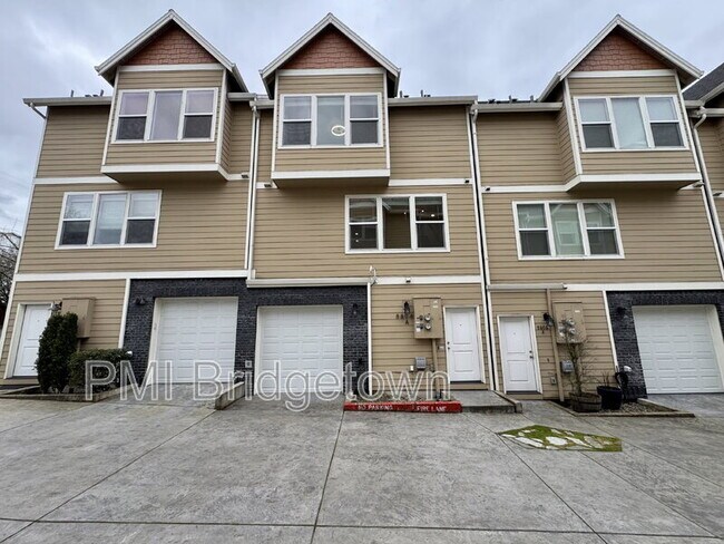 Building Photo - 8804 N Edison St