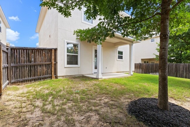 Building Photo - 3 Bedrooms and 2.5 Bathrooms located in Ca...