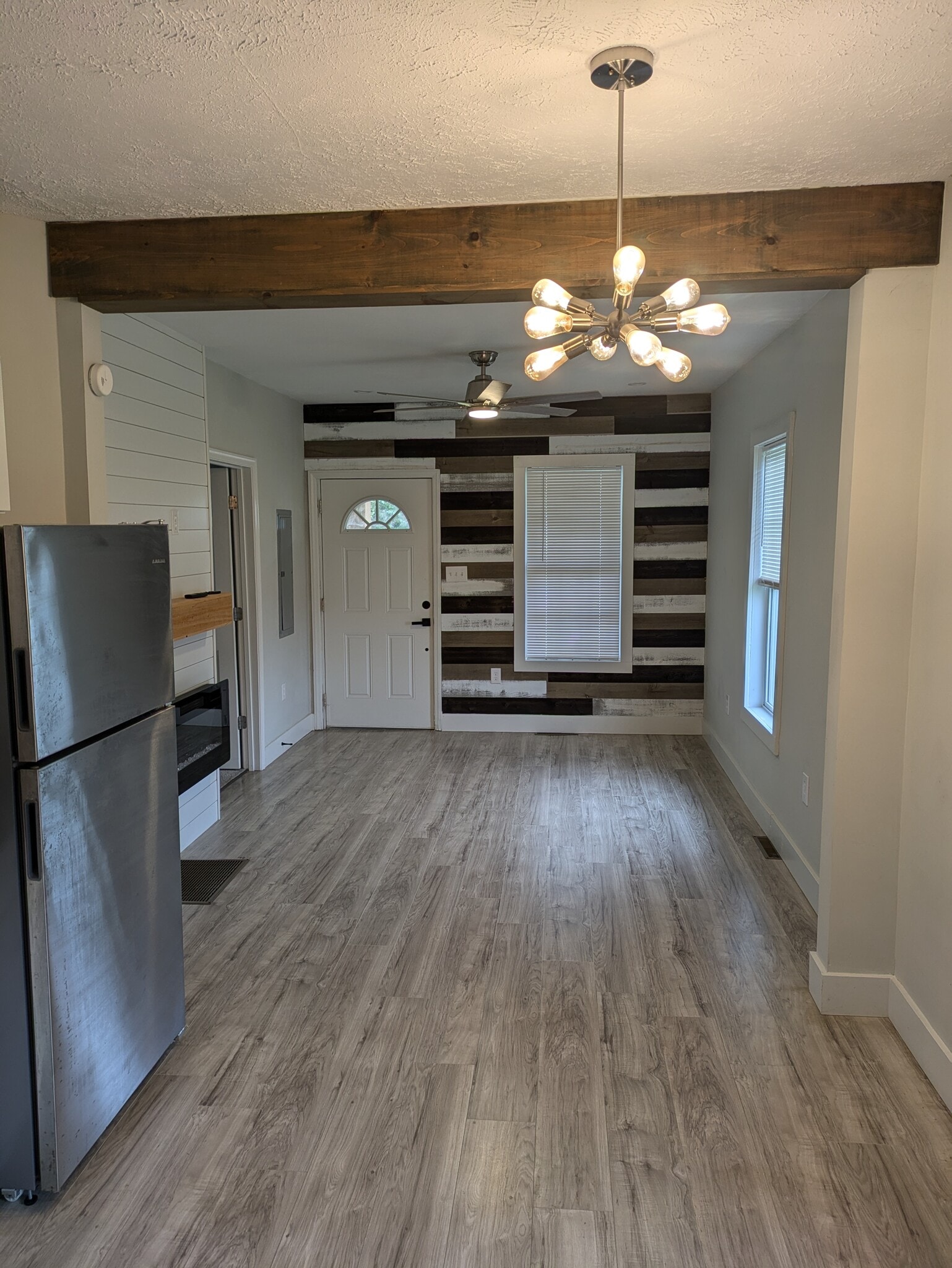 Living room - 1613 13th St