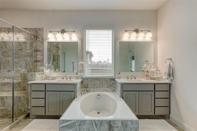 Building Photo - 8910 Vineyard Valley Ct