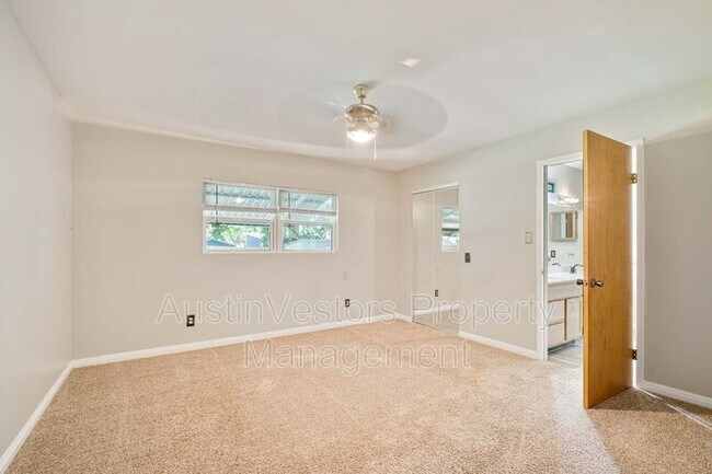 Building Photo - 2502 Cypress Ln
