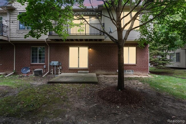Building Photo - 45815 Grant Ct