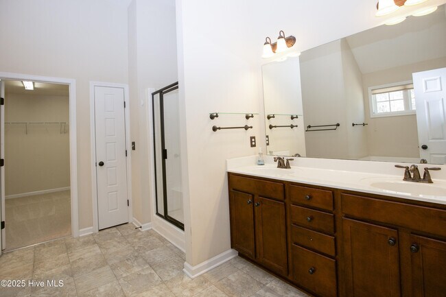 Building Photo - 130 Timberhurst Ct