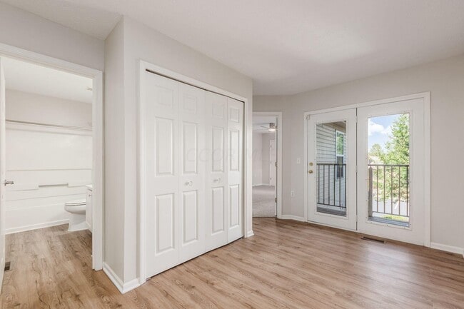 Building Photo - 3055 Glenloch Cir