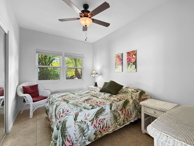 Building Photo - Kona Vistas 3 bedroom 2.5 bath fully furnished home with a pool & office