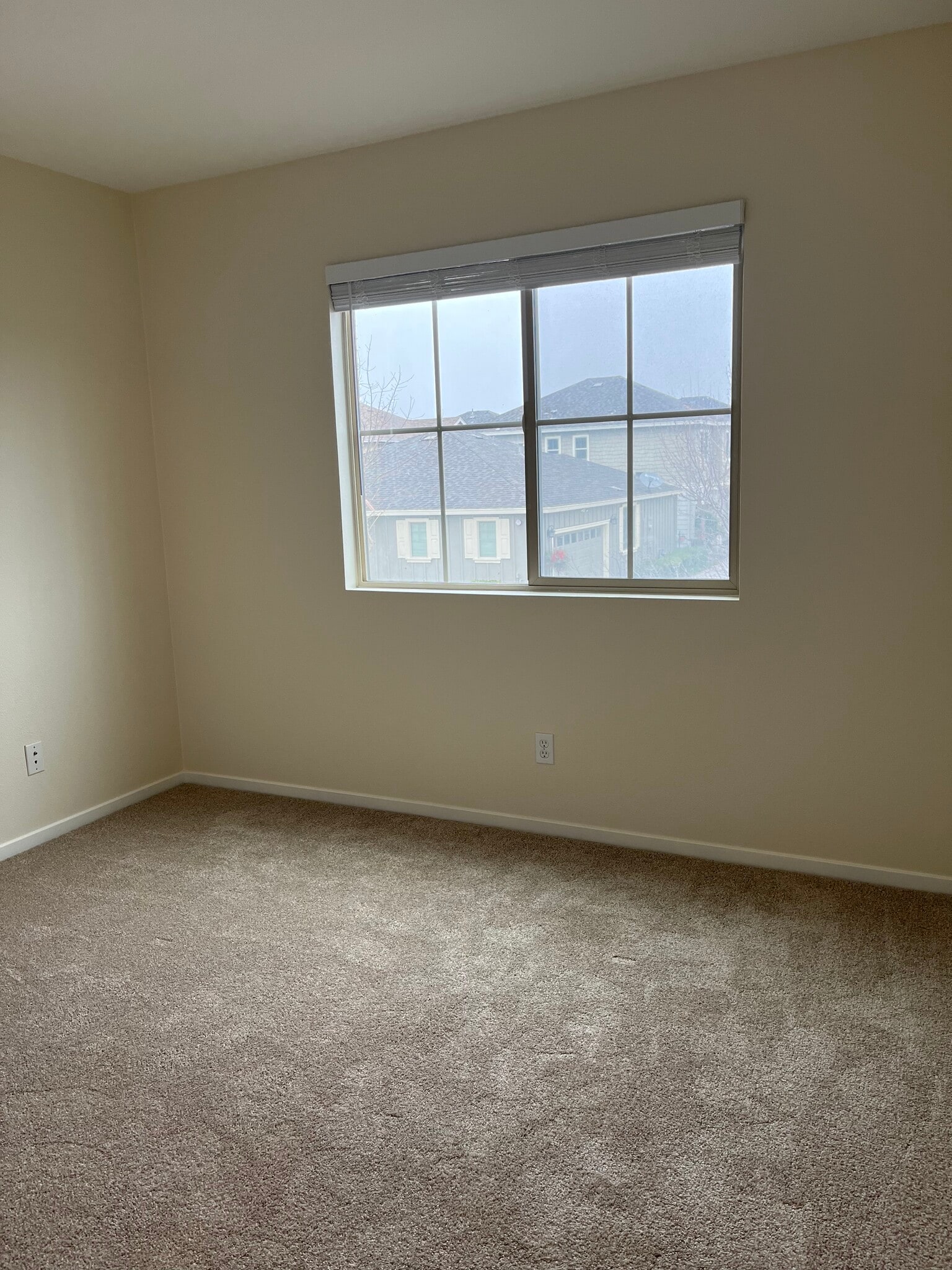 Building Photo - 2436 Avignon Cir