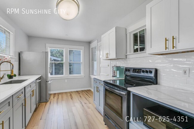 Building Photo - 7201 N Highland Ave