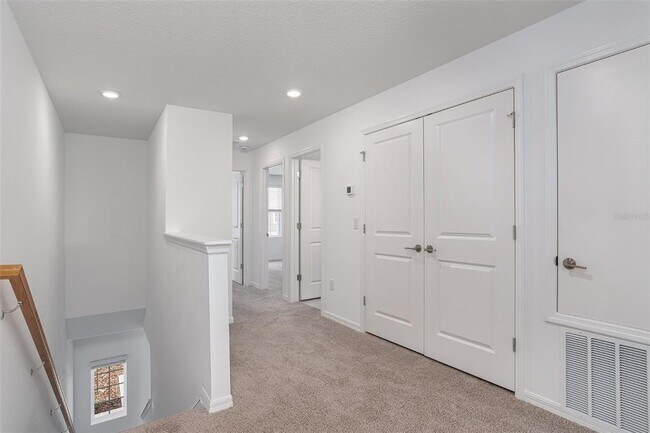 Building Photo - 11735 Glenside Ter