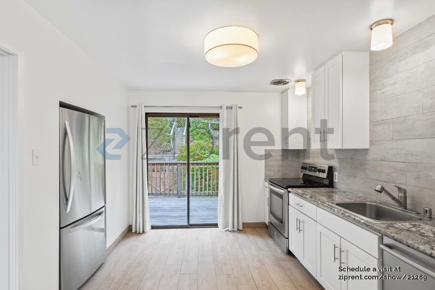 Building Photo - 200 Dellbrook Ave