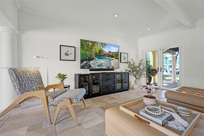 Building Photo - 2035 NE 31st Ave