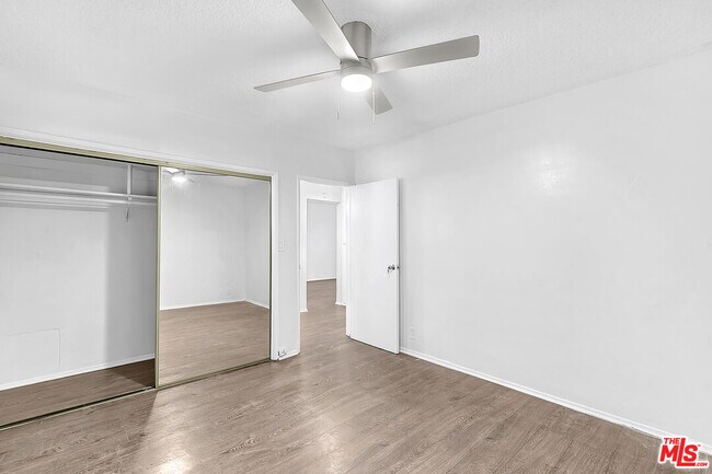 Building Photo - 739 Croft Ave