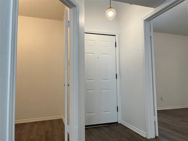 Building Photo - 14151 Montfort Dr