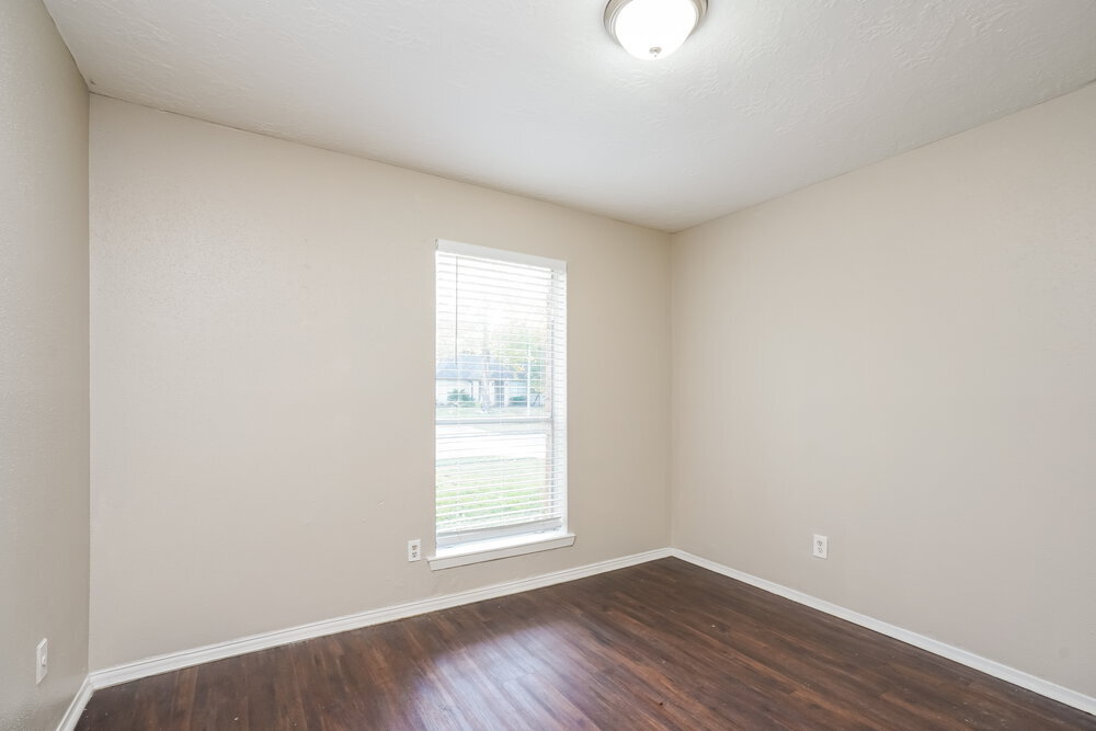 Building Photo - 9506 Lost Eagle Dr