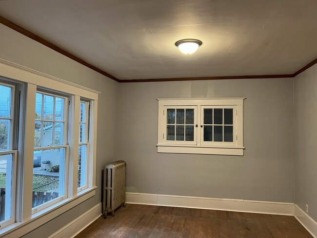 Building Photo - 328 Boyd Ave