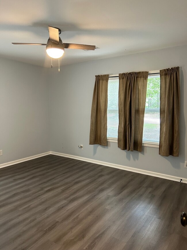 Building Photo - 2319 Boardwalk Ave