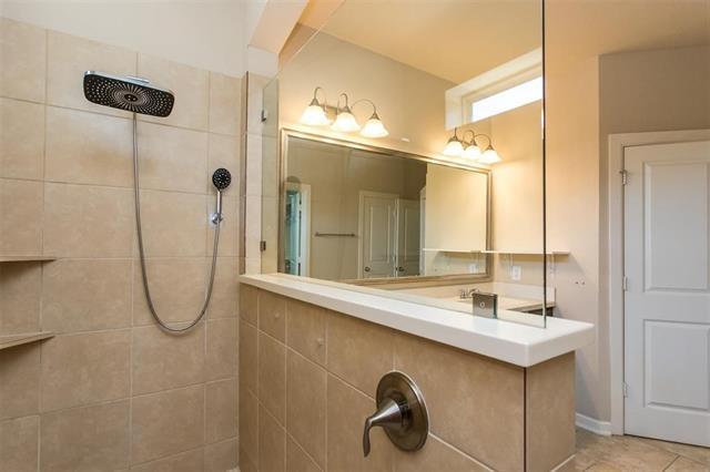 Building Photo - 2013 Garden Park Ct