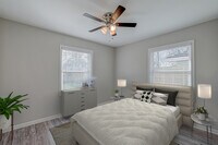 Building Photo - 1914 Lynnview Dr