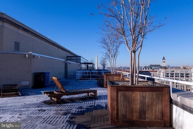 Building Photo - 601 Pennsylvania Ave NW