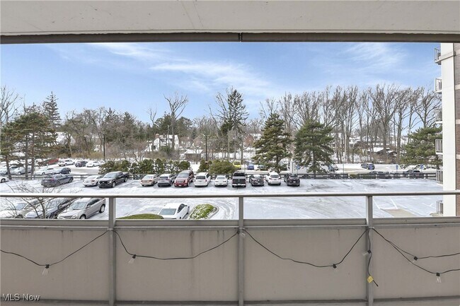 Building Photo - 12900 Lake Ave