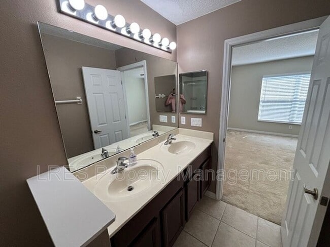 Building Photo - 4563 Lacebark Trail