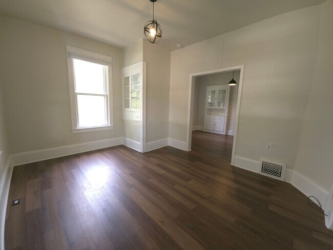 Building Photo - 2473 20th St