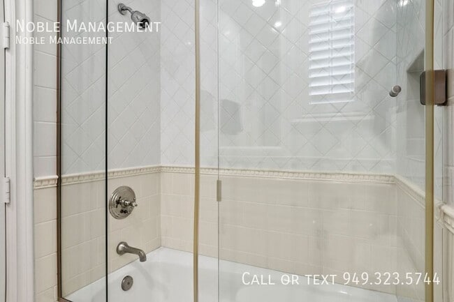 Building Photo - 1514 E Oceanfront-