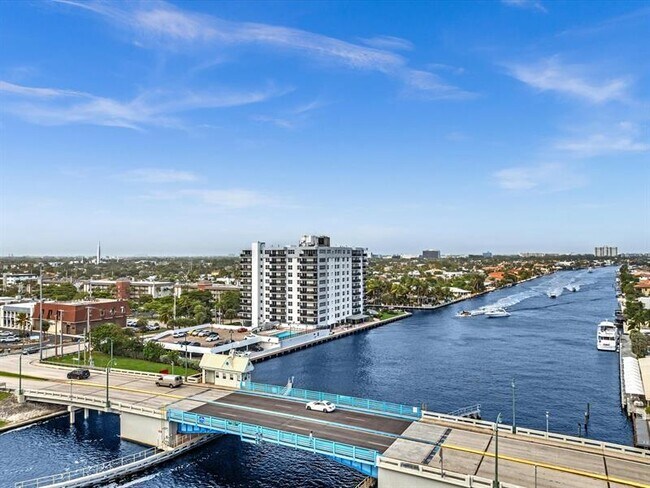 Building Photo - 5100 Dupont Blvd