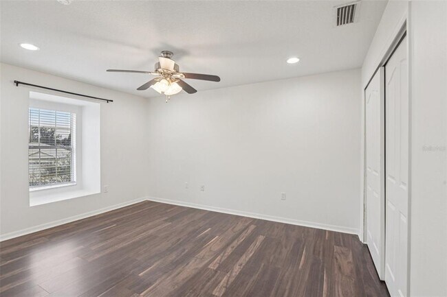 Building Photo - 11006 Running Pine Dr