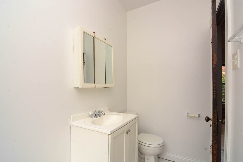 Building Photo - 3810 N Fremont St