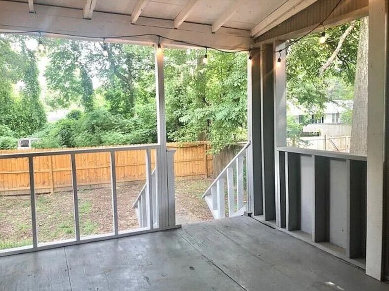 Patio - 3394 Spottswood Ave