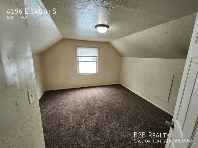 Building Photo - 4196 E 148th St