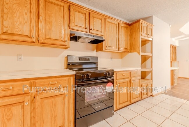 Building Photo - 1401 Harding Ave