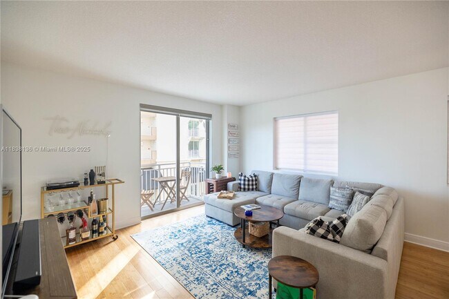 Building Photo - 7275 SW 90th St