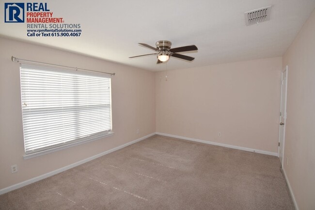 Building Photo - Wonderful 2 story 3BD/2.5BA home in LaVergne w/ attached garage!