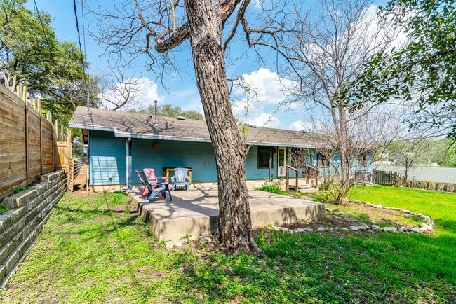 Building Photo - 2503 Homedale Dr