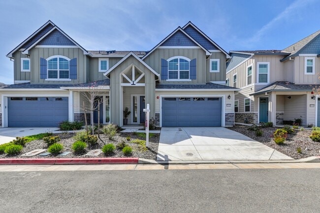 Building Photo - 6930 Peak Way