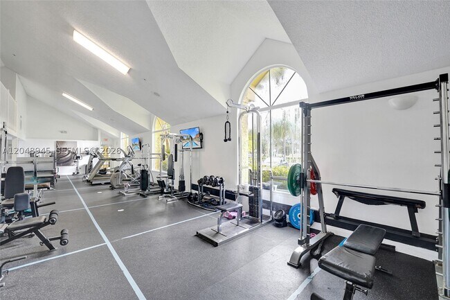 Building Photo - 12760 Vista Isles Dr