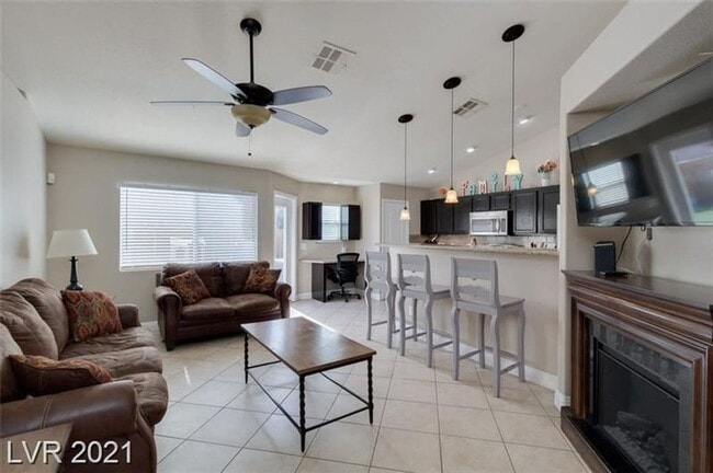 Building Photo - ** COMING SOON ** AMAZING SINGLE STORY HOME IN HENDERSON WITH DETACHED CASITA NO HOA & HOME COMES...