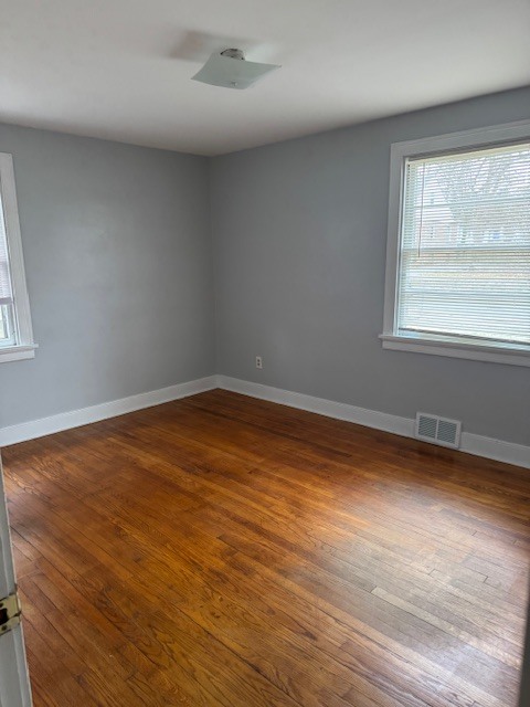 Building Photo - 7406 Wentworth Ave